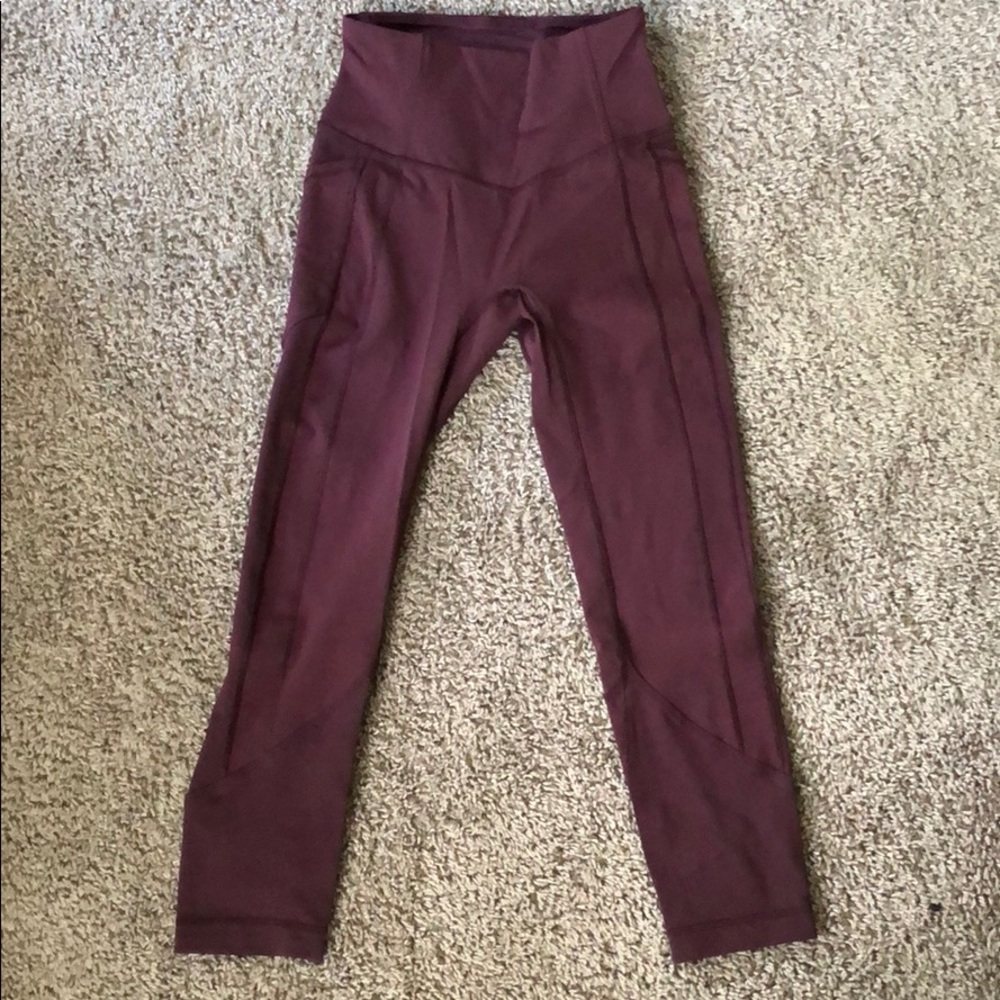 Lululemon All the right places crop